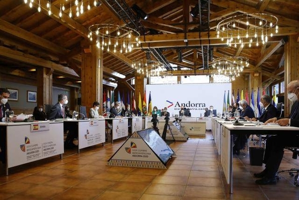 Diario HOY | Paraguay critica funcionamiento de Covax y agradece oferta de dosis de España
