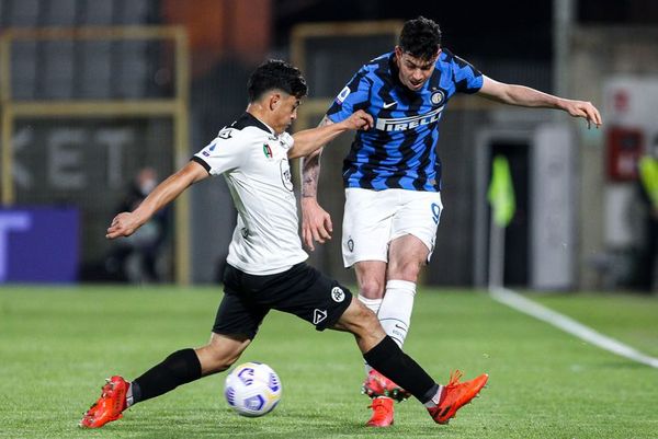 Inter empata, pero se aprovecha de la derrota del Milan - Fútbol - ABC Color