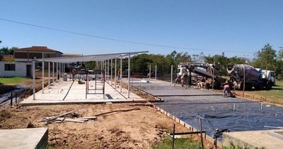 La Nación / Construyen pabellón de contingencia en hospital de Lambaré