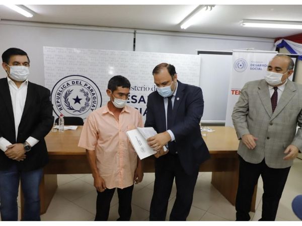 Gobierno recibe un llamativo premio durante la pandemia
