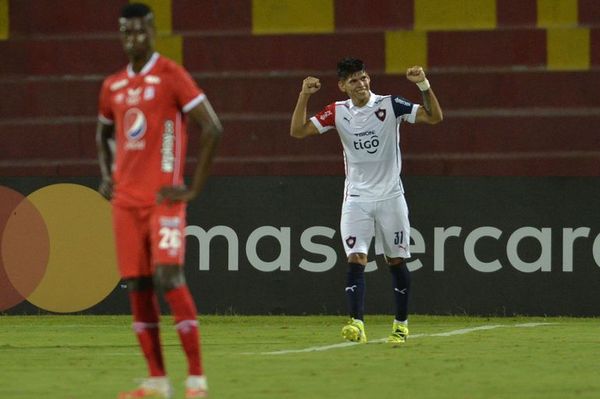 “Resintió un golpe”, Francisco Arce y la lesión de Robert Morales - Cerro Porteño - ABC Color