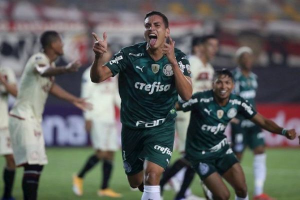 Palmeiras inicia la Copa Libertadores agónico triunfo