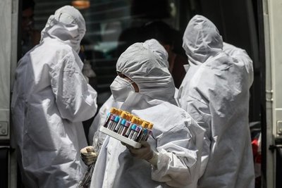 India se convirtió en el primer país en registrar más de 300.000 casos de COVID en un solo día | Ñanduti