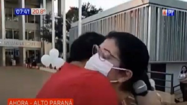 Le propuso matrimonio tras estar un mes internado por covid-19 | Noticias Paraguay