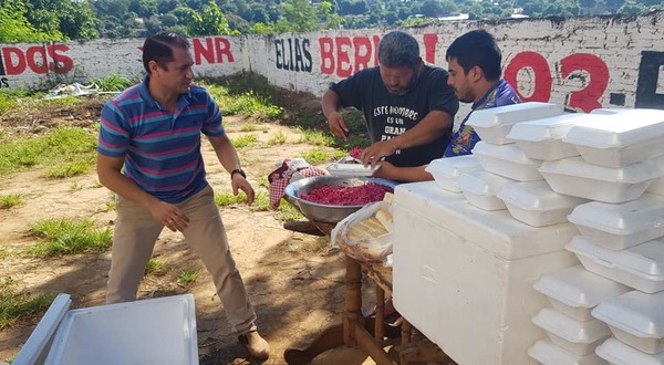 Elías Bernal promovió nueva jornada del “Tatakua republicano” solidario - La Clave