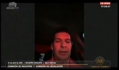 “No puedo hacer las dos cosas a la vez”, dijo el senador colorado Sergio Godoy y pidió que otro legislador presida una reunión - Nacionales - ABC Color