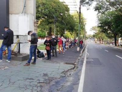 Trabajadores suspendidos llega a 25.000 este mes, informó el IPS