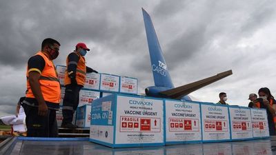 Abdo: Nuevo lote de vacunas indias ya está rumbo a Paraguay - Nacionales - ABC Color