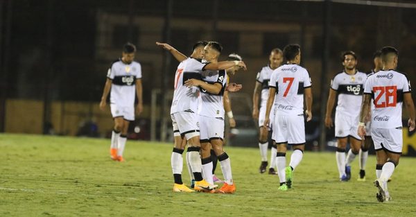 Versus / Orteman recupera a tres jugadores claves y podrían aparecer ante Guaraní