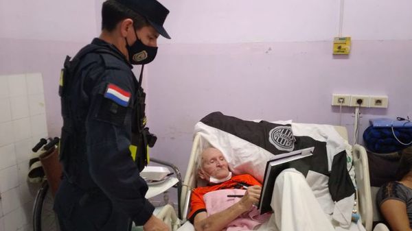 El poder de la solidaridad: Don Ambrosio consiguió hogar de acogida y el saludo de su ídolo - Nacionales - ABC Color
