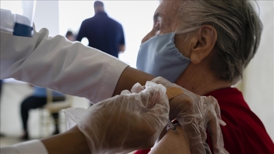 Salud pide que mayores de 60 años ya se inscriban para recibir vacunas
