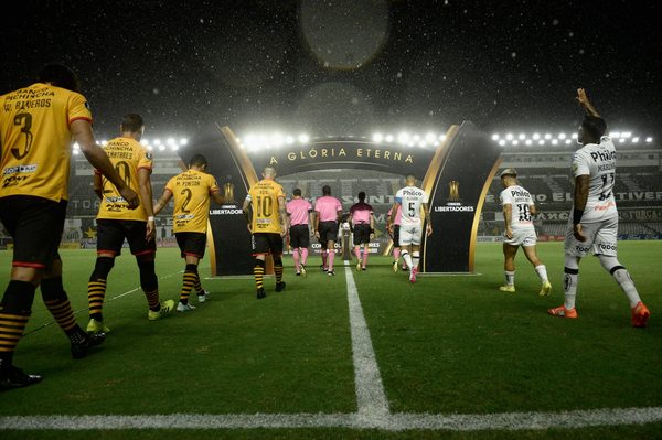 A fin de mes se prevé la llegada de vacunas para el fútbol sudamericano - Megacadena — Últimas Noticias de Paraguay