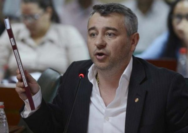 Centurión sobre denuncia de Arévalo: “Es una forma de campaña sucia” | Ñanduti