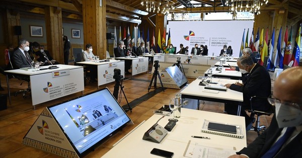 La Nación / En cumbre iberoamericana piden no acaparar vacunas