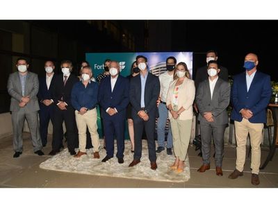 Lanzamiento  de Fortaleza Molas López