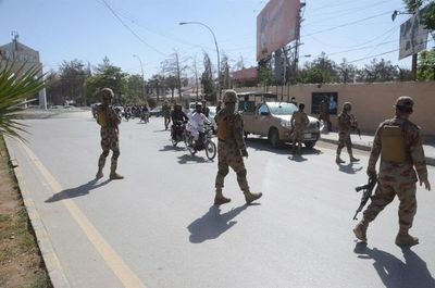 Pakistán recurre al Ejército para tratar de controlar el coronavirus - Mundo - ABC Color