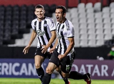 Libertad supera a Palestino