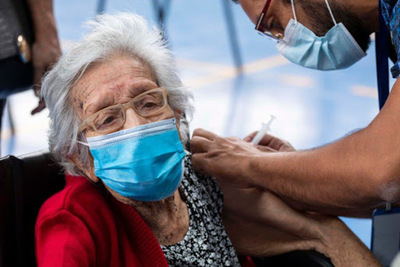 Todos los de 80 años y más serán vacunados con dosis en camino – Prensa 5