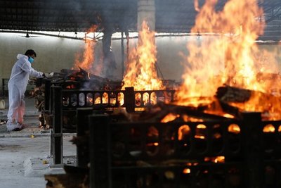 Se incendió un hospital con pacientes de Covid-19 y hay al menos 13 muertos en la India | .::Agencia IP::.
