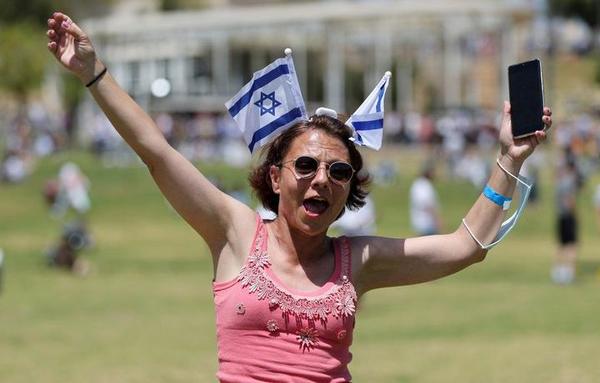 Israel: sin muertes y solo 129 casos de Covid-19 en 24 horas después de 10 meses