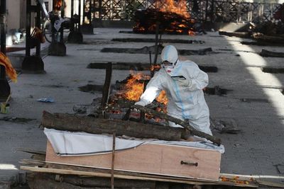 "Devastador". Explosión de casos y desborde sanitario: la crisis azota a la India - ADN Digital