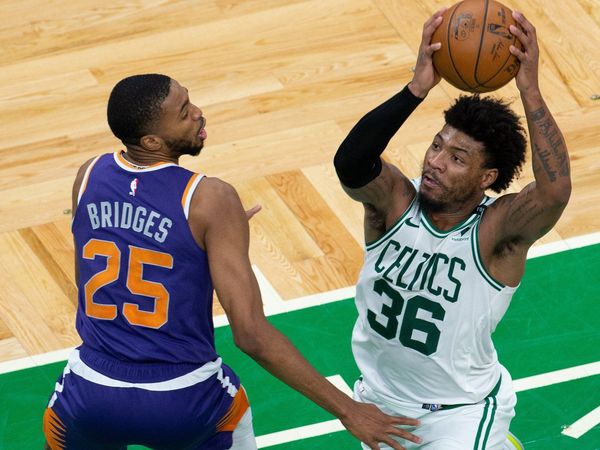 Celtics y Mavericks buscan alejarse del torneo de entrada