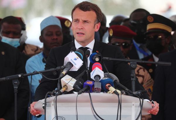 Macron: ningún país debería ser excluido de la producción de vacunas COVID - Mundo - ABC Color