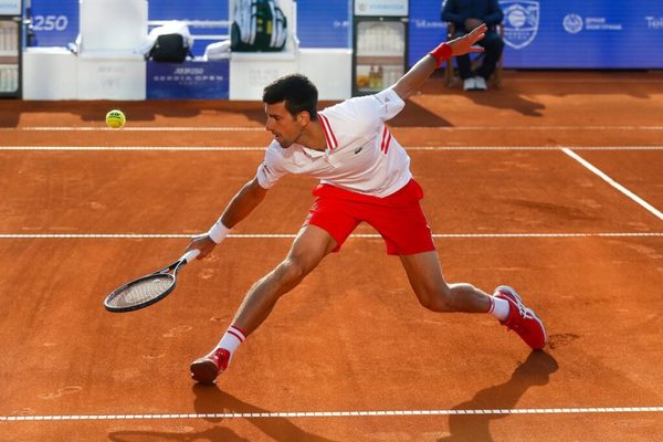 Djokovic avanza a semifinales del SerbiaOpen | OnLivePy