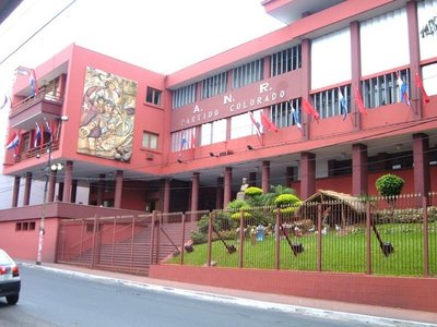 Juzgado resuelve dar lugar a hábeas data presentada contra la ANR por afiliación irregular | Ñanduti