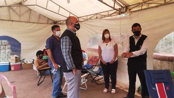 Gobierno realiza controles ante quejas sobre costo de insumos y medicamentos | .::Agencia IP::.