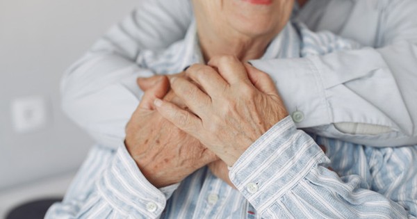 La Nación / Abuelitos ganaron dura batalla: tuvieron dengue, neumonía y COVID-19