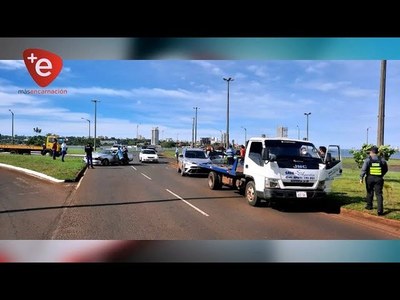 ACCIDENTE DEJA A UNA CONDUCTORA LESIONADA EN RUTA PY01