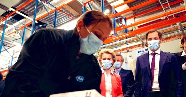La Nación / A fines de julio, Europa tendrá vacunas para 70% de sus adultos