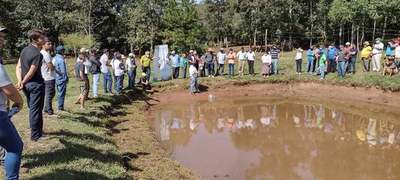 ENTREGA DE ALEVINES, EN EL MARCO DEL PROGRAMA DEPARTAMENTAL DE PISCICULTURA