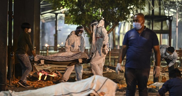 La Nación / ¿A qué y a quién se debe la crisis del coronavirus que castiga a India?