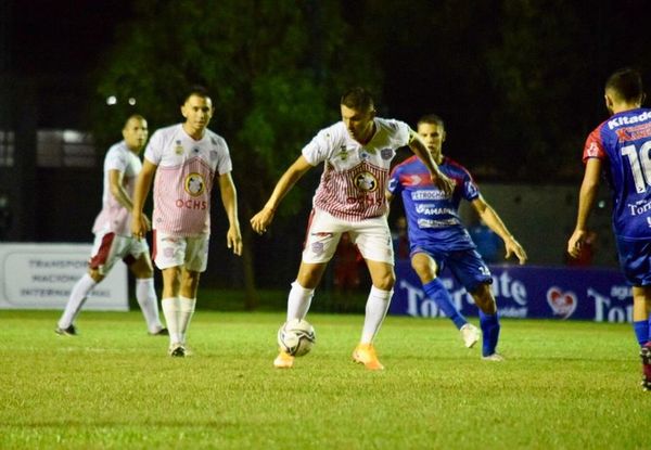 El Rayadito logra su primer triunfo - Fútbol de Ascenso de Paraguay - ABC Color