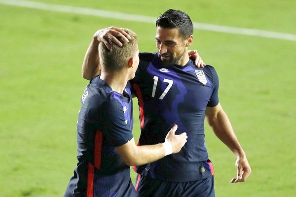 Crónica / Ligó sanción por decirle put... a su compañero