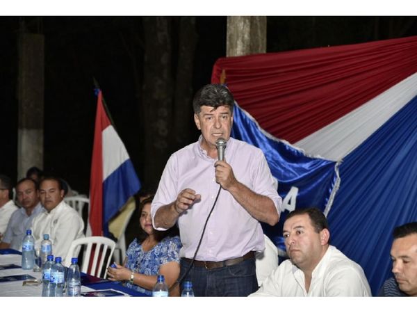 Efraín acusa a tabacaleras de HC de evasoras e ilícitas
