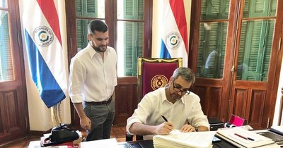 La Nación / Abdo Benítez adelantó el subsidio para los empresarios del transporte público