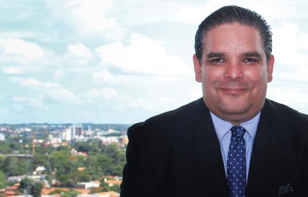 Enrique López Arce detalla puntos importantes a tener en cuenta en postulaciones