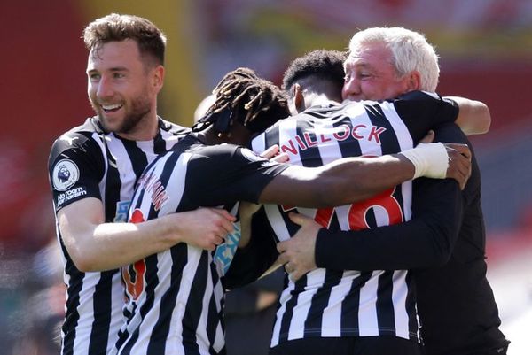 En último minuto Newcastle priva a Liverpool de entrar en ‘Champions’ - Fútbol - ABC Color