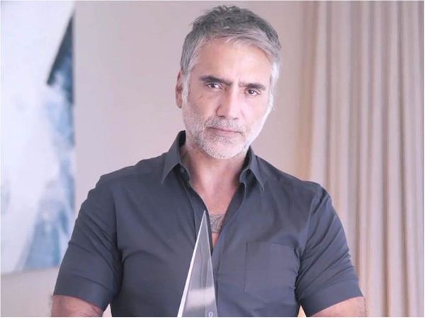 El cantante Alejandro Fernández cumple 50 años