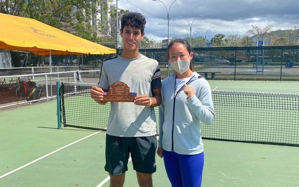 Adolfo Daniel Vallejo es campeón en dobles y subcampeón en singles