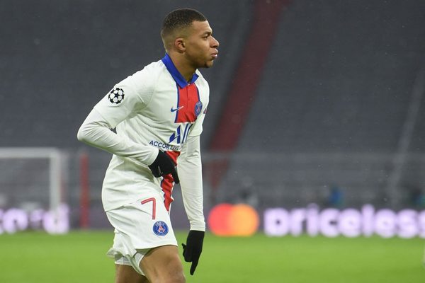 Mbappé hace líder al PSG