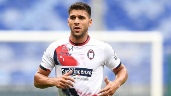 Parma cae ante Crotone y firma su condena al descenso - Fútbol - ABC Color