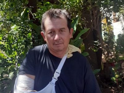 Coronel Bogado: Obrero clama asistencia tras accidente