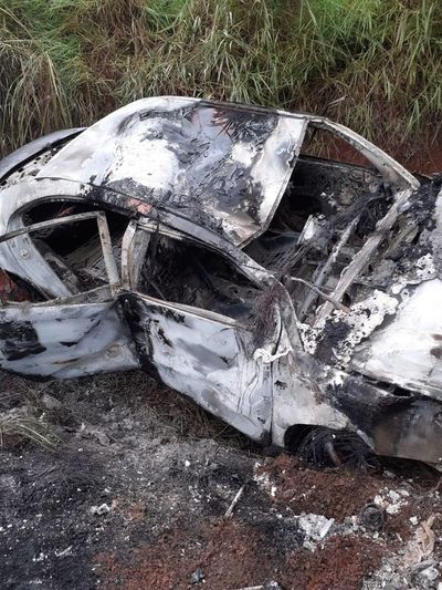 Indagan incendio y vuelco en Maracaná de vehículo que transportaba carne - Nacionales - ABC Color