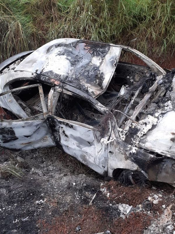 Indagan incendio y vuelco en Maracaná de vehículo que transportaba carne - Nacionales - ABC Color