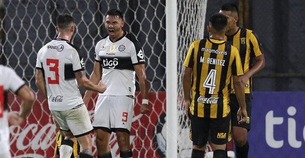 Versus / Olimpia se recupera, vence a Guaraní y toma la cima del Apertura