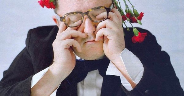 La Nación / Fallece el diseñador Alber Elbaz, exdirector de Lanvin